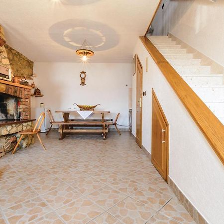 1 Bedroom Gorgeous Home In Slivno Klek Ngoại thất bức ảnh