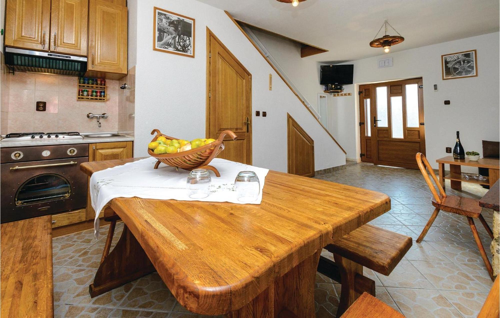 1 Bedroom Gorgeous Home In Slivno Klek Ngoại thất bức ảnh
